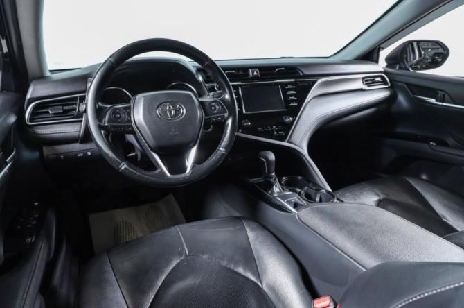 Toyota Camry VIII (XV70) с пробегом 2019 года, цена 2 249 000 рублей, 206000 км, седан, Автокод Объявления