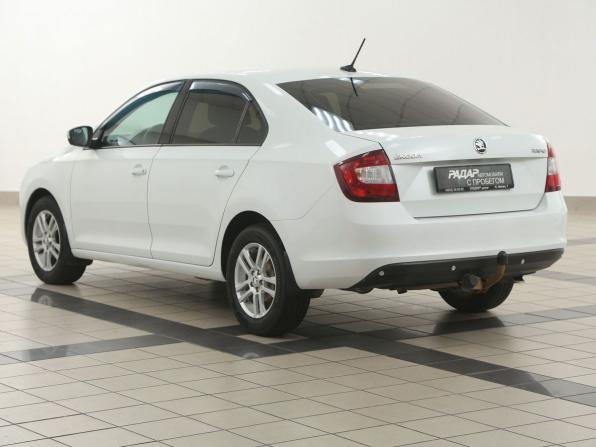 Skoda Rapid I с пробегом 2017 года, цена 1 052 000 рублей, 103400 км, лифтбек, Автокод Объявления