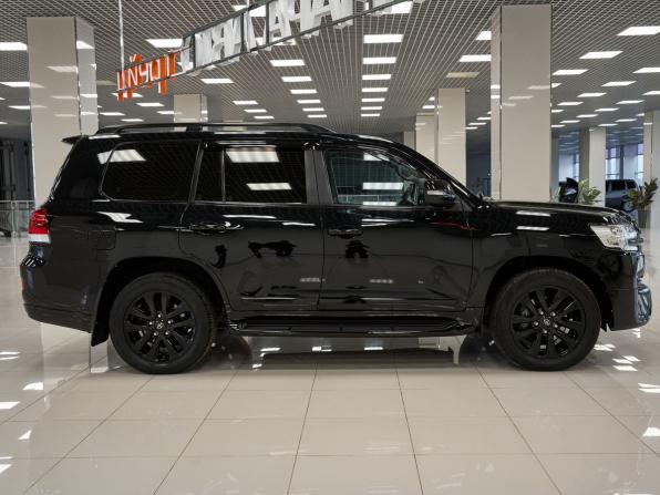 Toyota Land Cruiser 200 Series Рестайлинг 2 с пробегом 2017 года, цена 5 999 999 рублей, 229397 км, внедорожник, Автокод Объявления