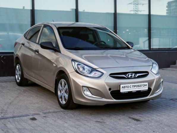 Hyundai Solaris I с пробегом 2014 года, цена 769 000 рублей, 155238 км, седан, Автокод Объявления