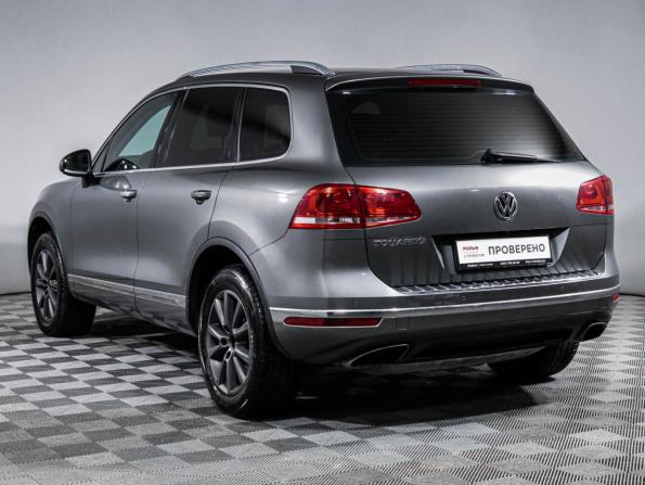 Volkswagen Touareg II Рестайлинг с пробегом 2015 года, цена 2 600 000 рублей, 129206 км, внедорожник, Автокод Объявления