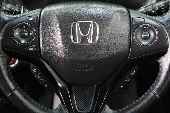 Honda Vezel I с пробегом 2013 года, цена 1 669 000 рублей, 130000 км, внедорожник, Автокод Объявления
