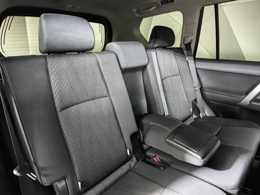 Toyota Land Cruiser Prado 150 Series Рестайлинг 3 Москва  - изображение 17