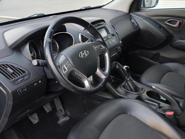 Hyundai ix35 I Рестайлинг с пробегом 2013 года, цена 987 000 рублей, 212820 км, внедорожник, Автокод Объявления
