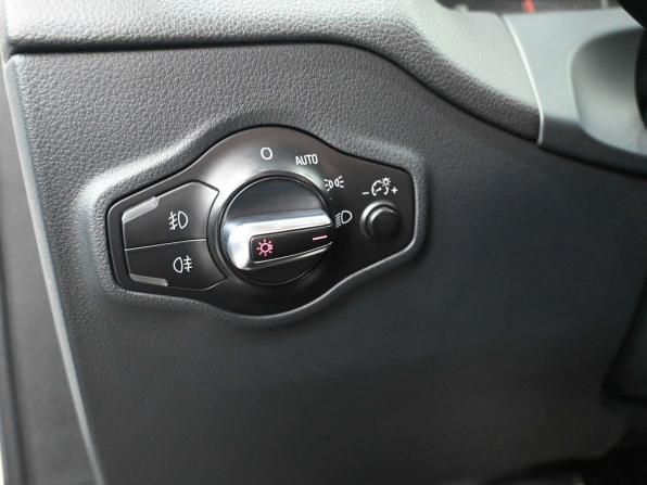 Audi Q5 I (8R) Рестайлинг с пробегом 2012 года, цена 2 129 900 рублей, 191000 км, внедорожник, Автокод Объявления