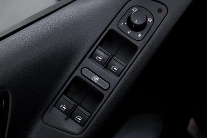 Volkswagen Tiguan I Рестайлинг с пробегом 2014 года, цена 1 549 000 рублей, 150081 км, внедорожник, Автокод Объявления