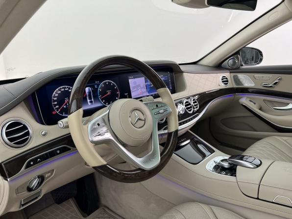 Mercedes-Benz Maybach S-Класс I (X222) Рестайлинг с пробегом 2017 года, цена 5 350 000 рублей, 135685 км, седан, Автокод Объявления