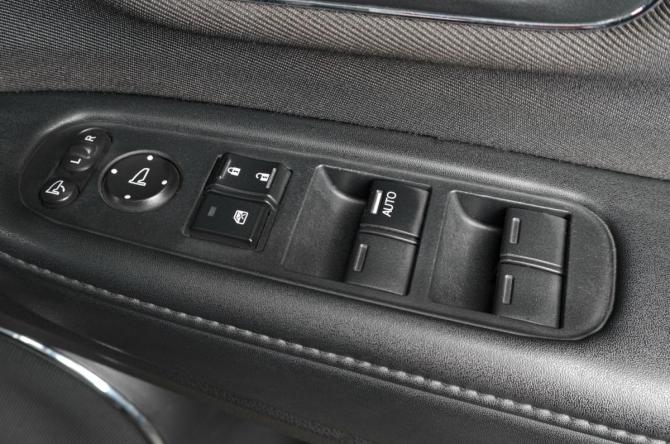 Honda Vezel I Рестайлинг с пробегом 2019 года, цена 1 799 000 рублей, 130000 км, внедорожник, Автокод Объявления