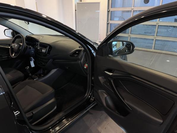 Lada (ВАЗ) Vesta I с пробегом 2019 года, цена 842 000 рублей, 133236 км, седан, Автокод Объявления