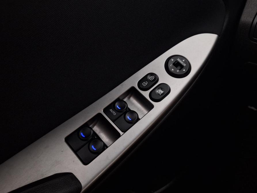 Hyundai Solaris I Рестайлинг Псков  - изображение 17