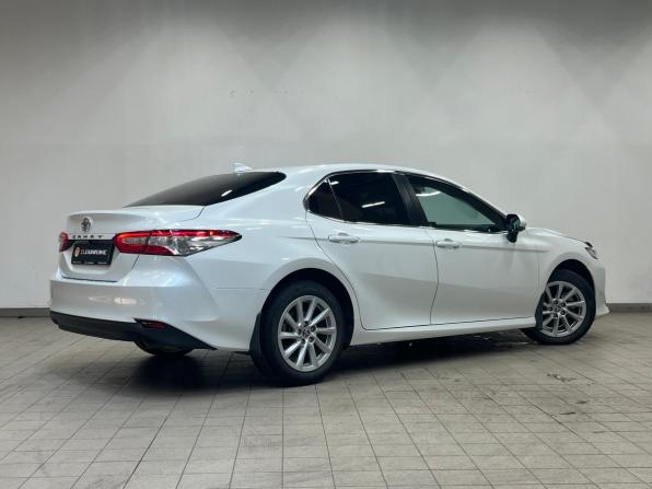 Toyota Camry VIII (XV70) Рестайлинг с пробегом 2021 года, цена 2 950 000 рублей, 60000 км, седан, Автокод Объявления