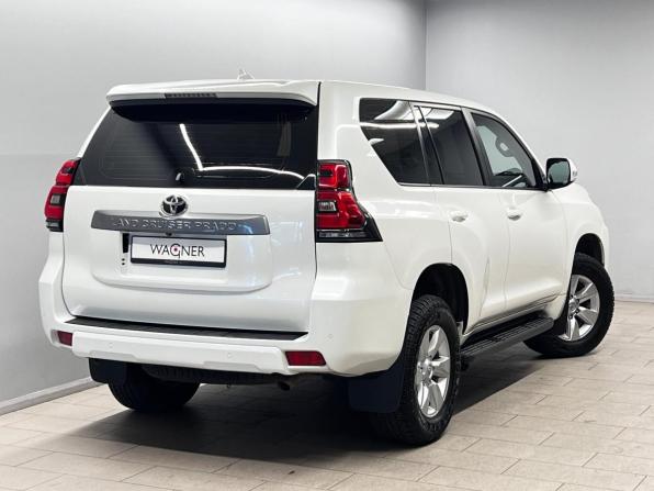 Toyota Land Cruiser Prado 150 Series Рестайлинг 2 с пробегом 2018 года, цена 4 625 000 рублей, 104270 км, внедорожник, Автокод Объявления