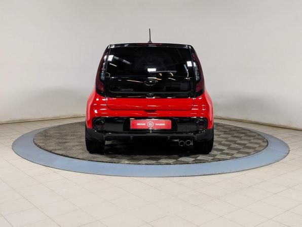 Kia Soul II Рестайлинг с пробегом 2016 года, цена 1 465 000 рублей, 194000 км, хэтчбек, Автокод Объявления
