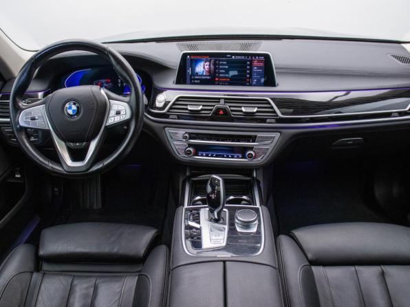 BMW 7 серии VI (G11/G12) Рестайлинг с пробегом 2019 года, цена 5 100 000 рублей, 112357 км, седан, Автокод Объявления
