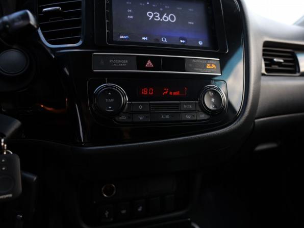 Mitsubishi Outlander III Рестайлинг 3 с пробегом 2019 года, цена 2 050 000 рублей, 137474 км, внедорожник, Автокод Объявления