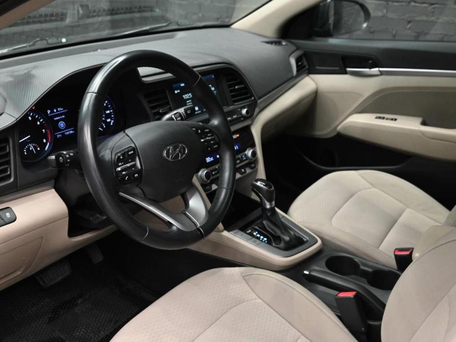Hyundai Elantra VI (AD) Рестайлинг Екатеринбург  - изображение 17