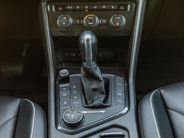 Volkswagen Tiguan II с пробегом 2017 года, цена 2 698 000 рублей, 161294 км, внедорожник, Автокод Объявления