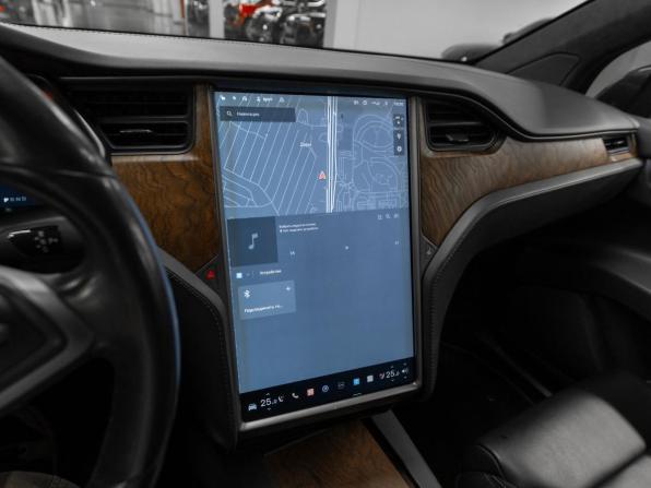 Tesla Model X I с пробегом 2018 года, цена 4 100 000 рублей, 96731 км, внедорожник, Автокод Объявления