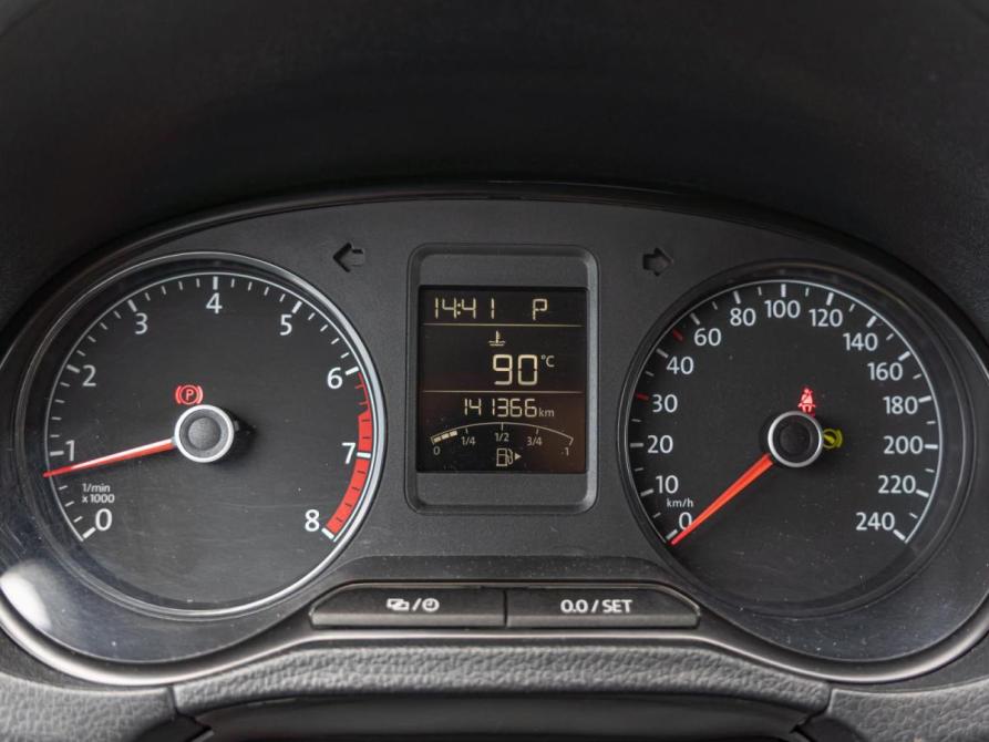 Volkswagen Polo V Рестайлинг Краснодар  - изображение 14