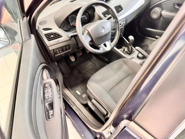 Renault Fluence I с пробегом 2011 года, цена 530 000 рублей, 191998 км, седан, Автокод Объявления