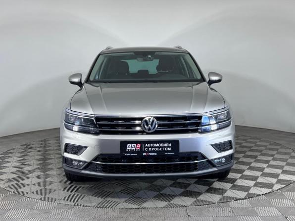 Volkswagen Tiguan II с пробегом 2017 года, цена 2 290 000 рублей, 110453 км, внедорожник, Автокод Объявления