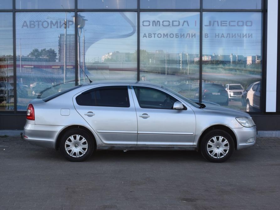 Skoda Octavia II (A5) Рестайлинг Архангельск  - изображение 4