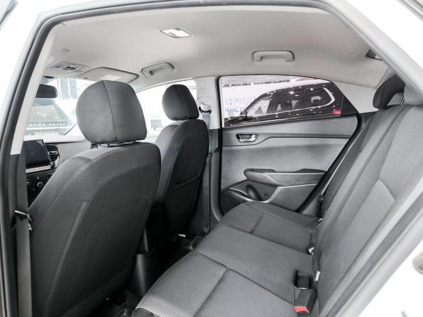 Hyundai Solaris II Рестайлинг с пробегом 2021 года, цена 1 140 000 рублей, 240000 км, седан, Автокод Объявления