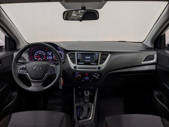 Hyundai Solaris II Рестайлинг с пробегом 2022 года, цена 1 595 000 рублей, 90141 км, седан, Автокод Объявления