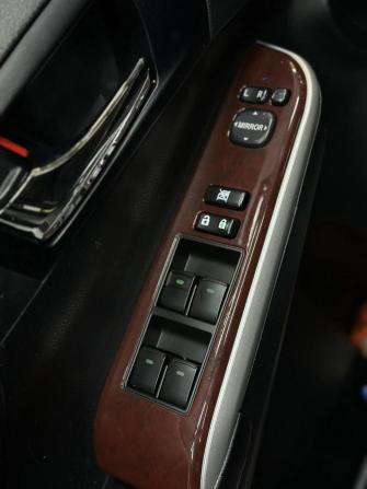 Toyota Camry VII (XV50) с пробегом 2013 года, цена 1 727 000 рублей, 196308 км, седан, Автокод Объявления