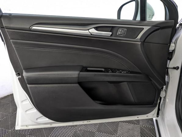 Ford Mondeo V с пробегом 2018 года, цена 1 940 000 рублей, 105357 км, седан, Автокод Объявления