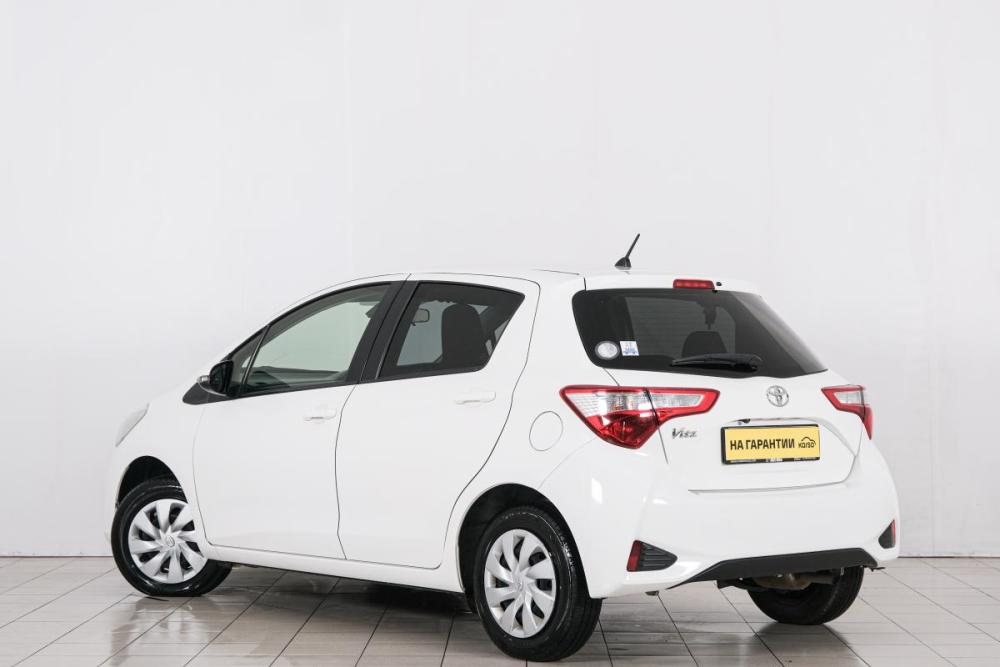 Toyota Vitz III (XP130) Рестайлинг 2 Красноярск  - изображение 5
