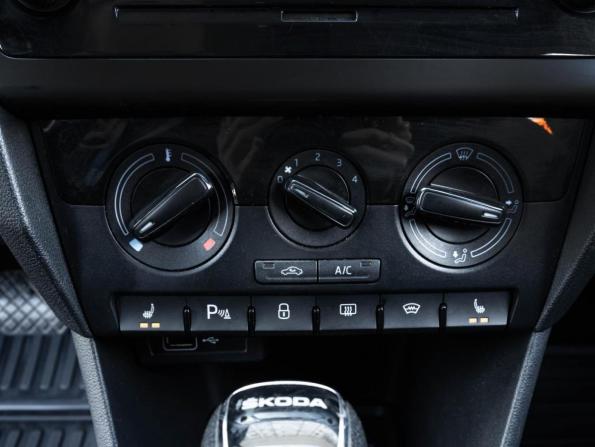 Skoda Rapid I Рестайлинг с пробегом 2019 года, цена 1 298 000 рублей, 182048 км, лифтбек, Автокод Объявления