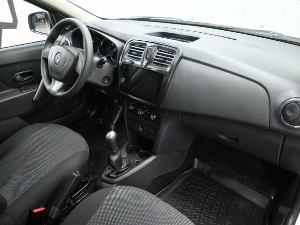 Renault Logan II с пробегом 2014 года, цена 679 900 рублей, 168398 км, седан, Автокод Объявления