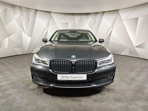 BMW 7 серии VI (G11/G12) с пробегом 2018 года, цена 3 249 000 рублей, 190572 км, седан, Автокод Объявления