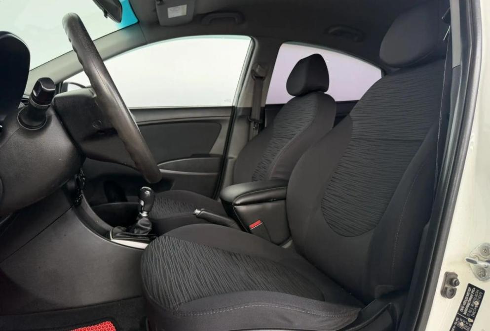 Hyundai Solaris I Рестайлинг Киров  - изображение 17