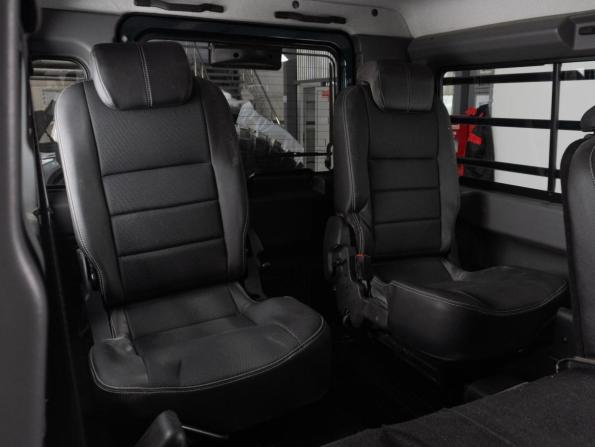 Land Rover Defender I Рестайлинг с пробегом 2014 года, цена 3 200 000 рублей, 98537 км, внедорожник, Автокод Объявления
