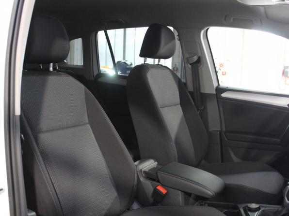 Volkswagen Tiguan II Рестайлинг с пробегом 2022 года, цена 2 850 000 рублей, 84400 км, внедорожник, Автокод Объявления