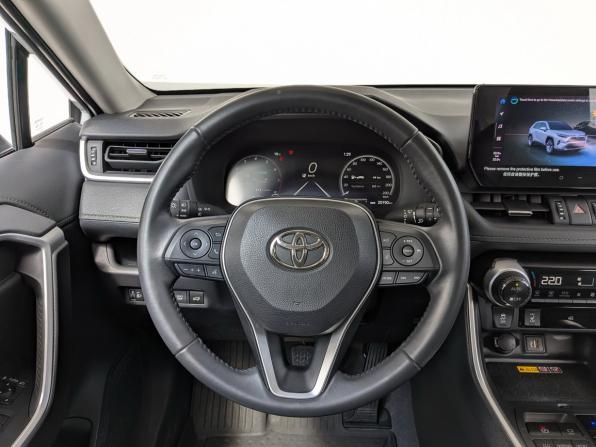 Toyota RAV4 V (XA50) с пробегом 2024 года, цена 4 110 000 рублей, 20000 км, внедорожник, Автокод Объявления