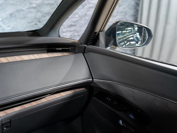 Новый Lexus LM II 2026 года, цена 19 390 000 рублей, минивэн, Автокод Объявления