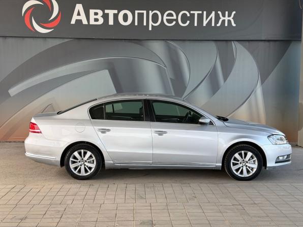 Volkswagen Passat B7 с пробегом 2012 года, цена 890 000 рублей, 248405 км, седан, Автокод Объявления