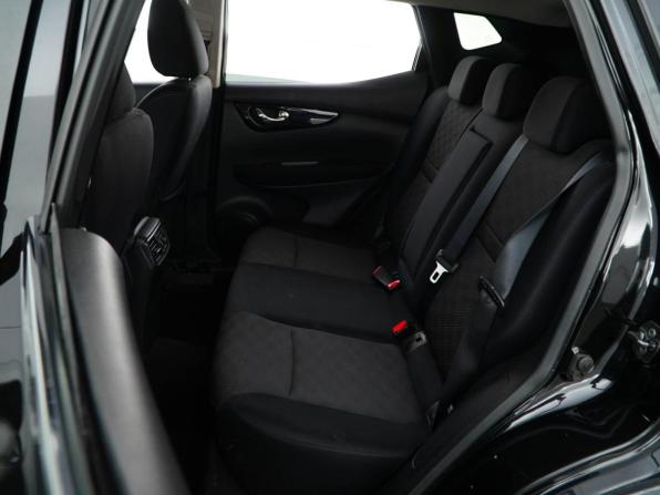 Nissan Qashqai II с пробегом 2017 года, цена 1 785 055 рублей, 141960 км, внедорожник, Автокод Объявления