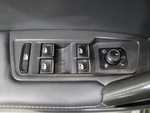 Volkswagen Tiguan II с пробегом 2019 года, цена 2 990 000 рублей, 75500 км, внедорожник, Автокод Объявления