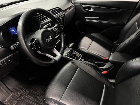 Kia Rio IV с пробегом 2018 года, цена 1 095 000 рублей, 230184 км, хэтчбек, Автокод Объявления