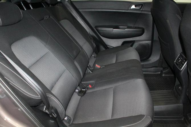 Kia Sportage IV Рестайлинг с пробегом 2019 года, цена 1 850 000 рублей, 222330 км, внедорожник, Автокод Объявления