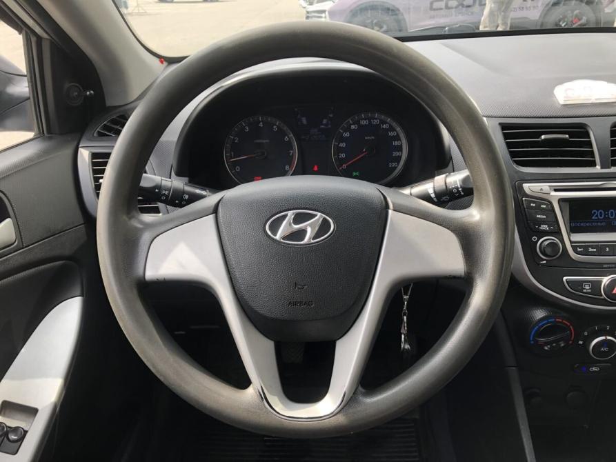 Hyundai Solaris I Брянск  - изображение 12