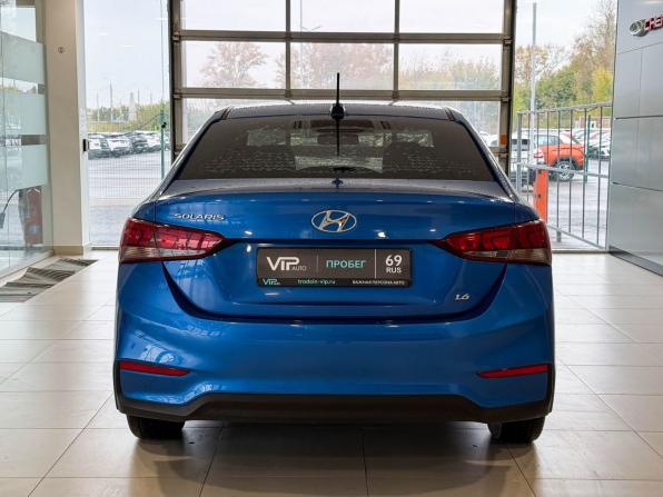 Hyundai Solaris II с пробегом 2018 года, цена 1 435 000 рублей, 81690 км, седан, Автокод Объявления