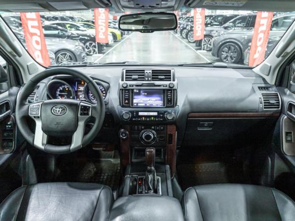 Toyota Land Cruiser Prado 150 Series Рестайлинг 1 с пробегом 2013 года, цена 2 949 000 рублей, 219150 км, внедорожник, Автокод Объявления