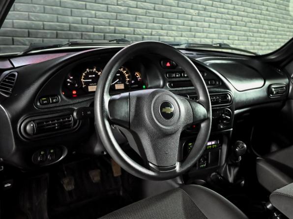 Chevrolet Niva I Рестайлинг с пробегом 2018 года, цена 675 000 рублей, 130904 км, внедорожник, Автокод Объявления