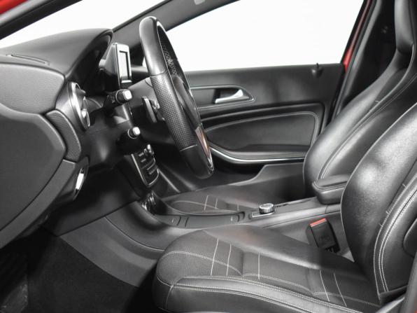 Mercedes-Benz A-Класс III (W176) с пробегом 2015 года, цена 1 299 000 рублей, 159779 км, хэтчбек, Автокод Объявления