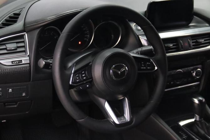 Mazda 6 III (GJ) Рестайлинг с пробегом 2016 года, цена 1 725 250 рублей, 227339 км, седан, Автокод Объявления